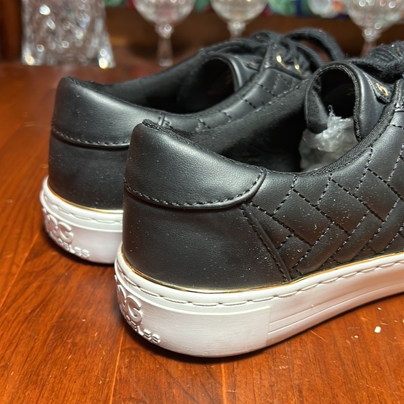 GBG Los Angeles by Guess Women’s size 7.5M Designer Sneakers - Picture 9 of 12